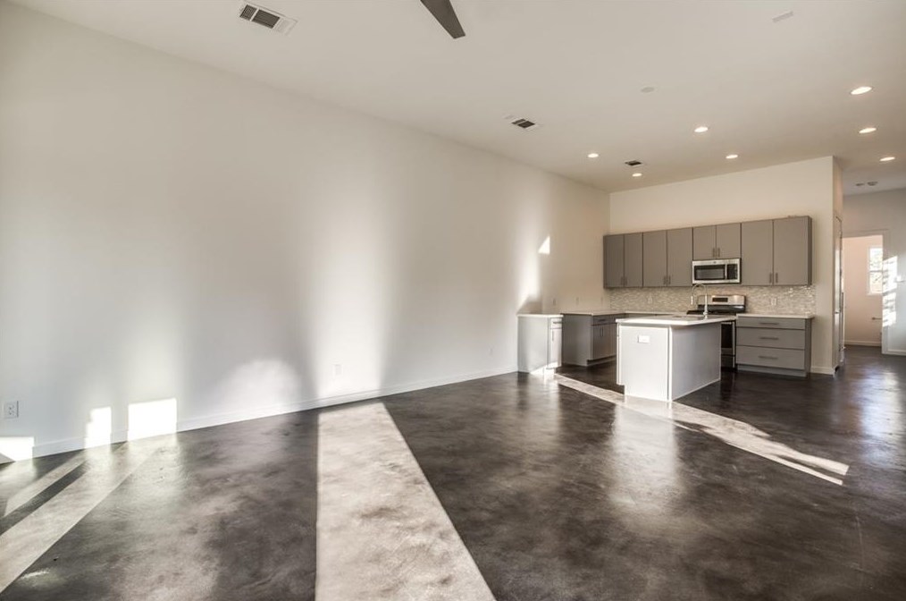 805 Melba St, Dallas, TX 75208