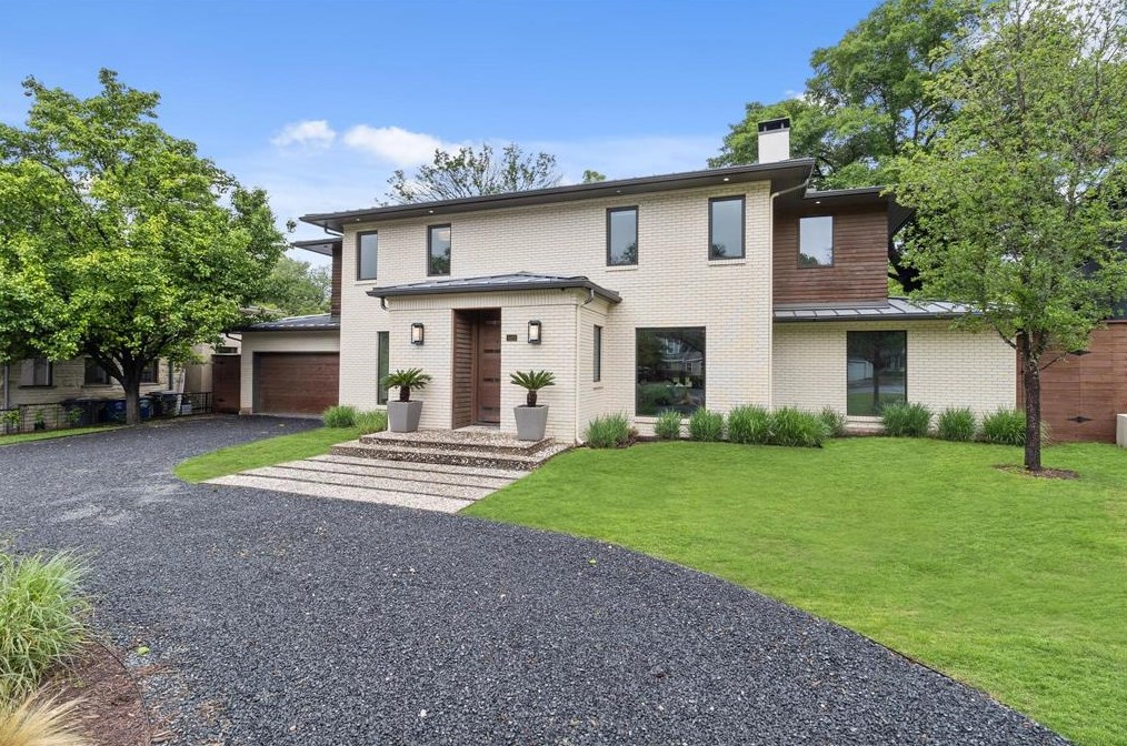 5128 Horseshoe Trl, Dallas, TX 75209-3326