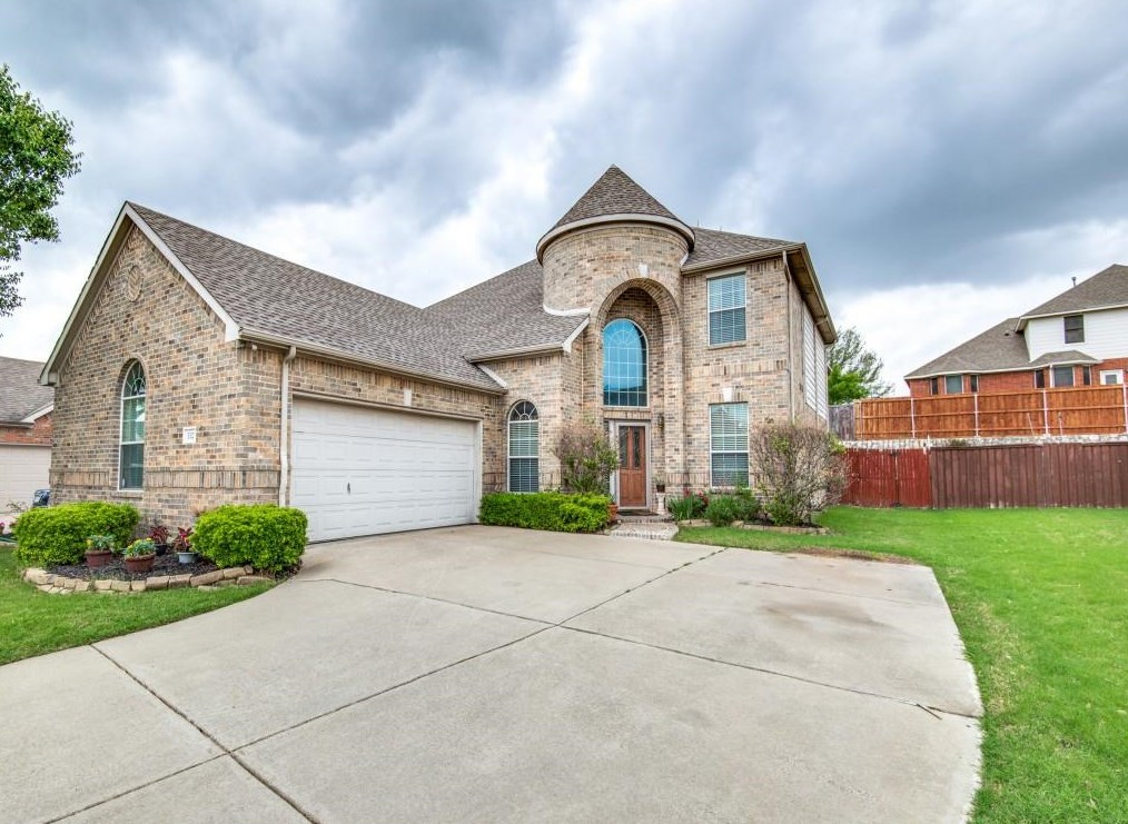 532 Palomino Way, Grand Prairie, TX 75052-2537