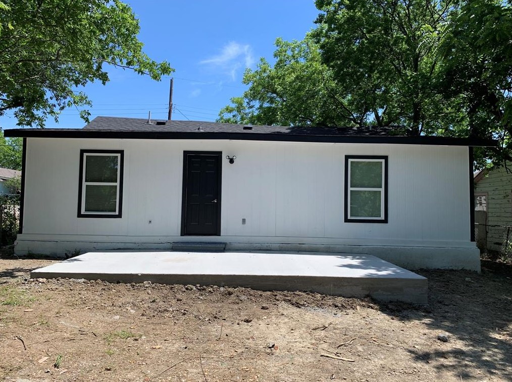 1911 Hudspeth Ave, Dallas, TX 75216-5642