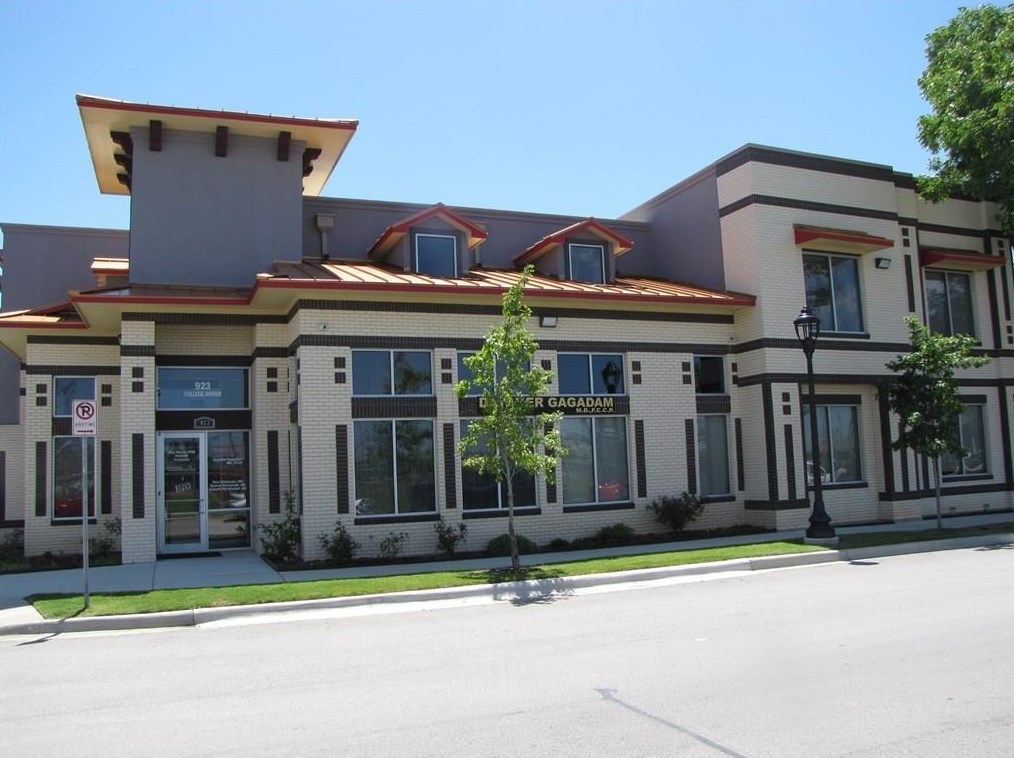 923 College Ave #201, Fort Worth, TX 76104