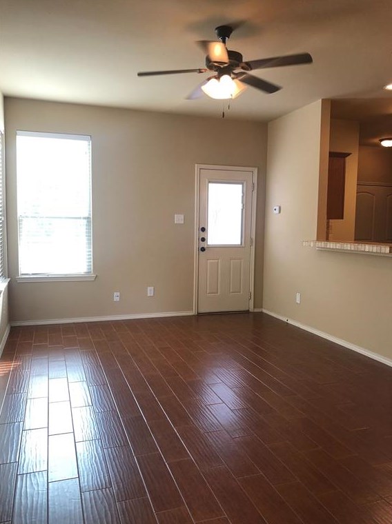 1426 Piedmont Dr, Midlothian, TX 76063