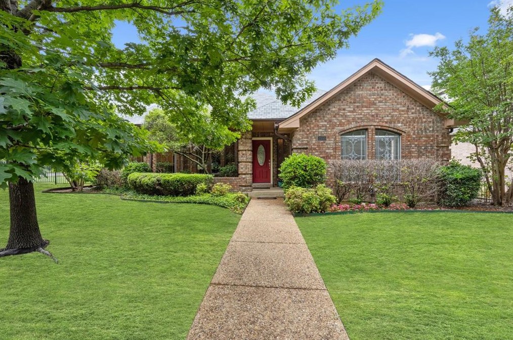 2500 Clearspring Dr N, Irving, TX 75063