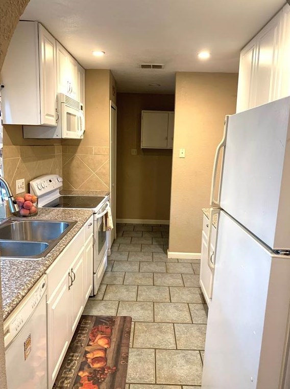 3005 Peachtree Ln, Plano TX  75074-2953 exterior