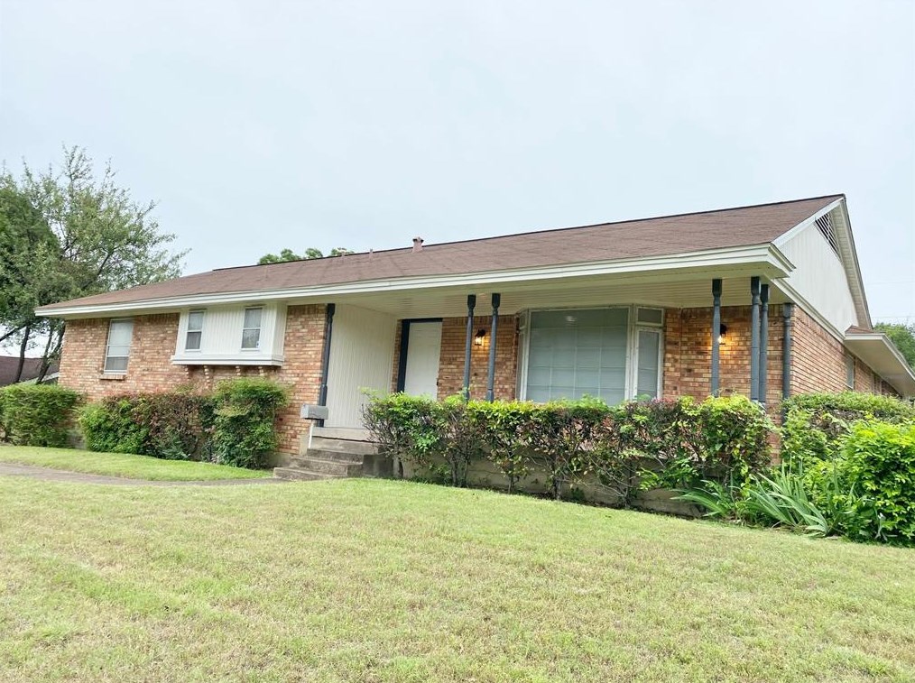 610 Parkwood Dr, Dallas, TX 75224-5028