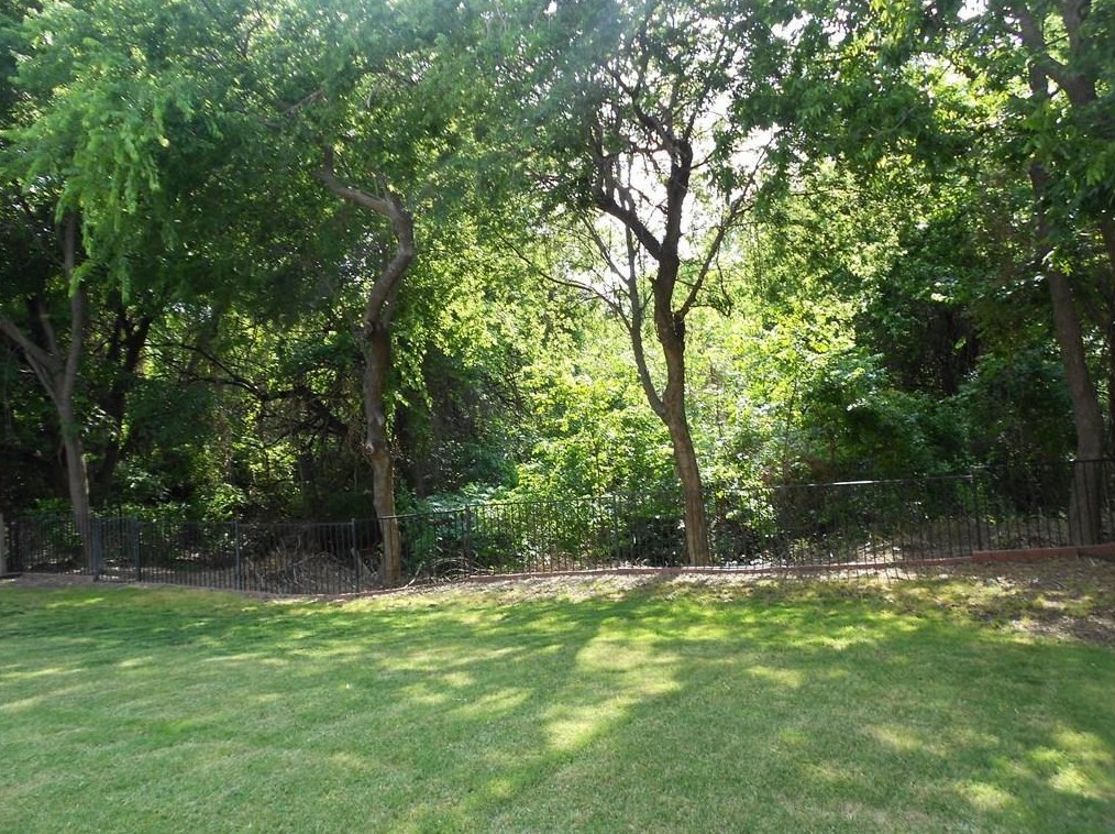 2700 Cypress Point Dr, Mckinney TX  75070-5665 exterior