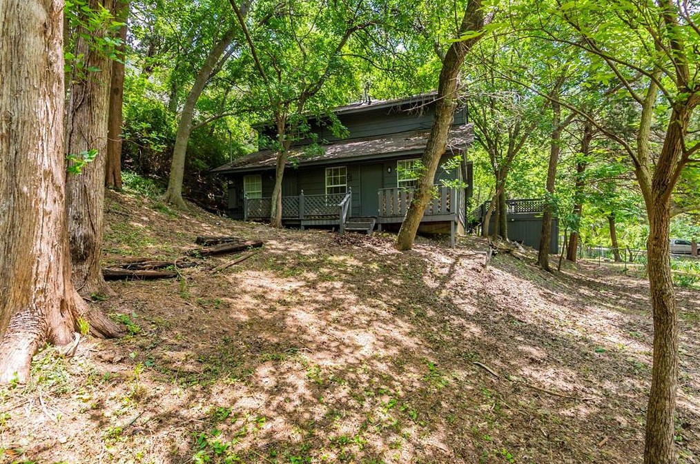 5729 Mona Ln, Dallas TX  75236-1721 exterior