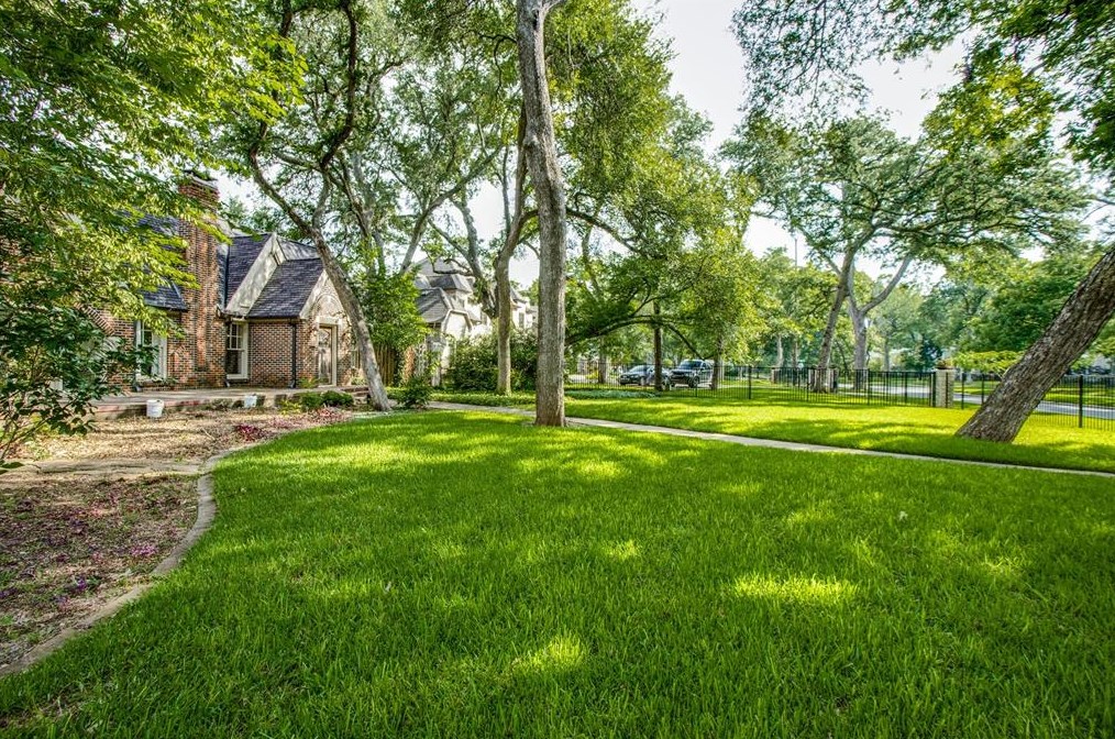 8414 San Fernando Way, Dallas, TX 75218-4303