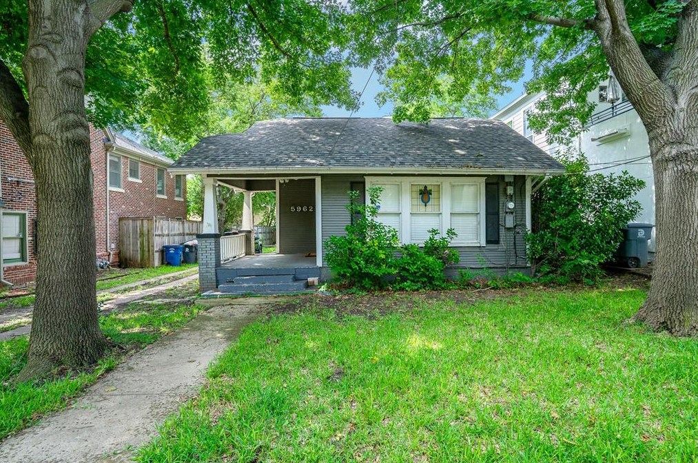 5962 Lewis St, Dallas, TX 75206