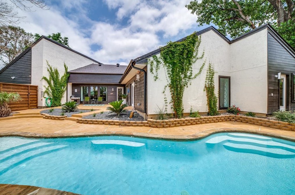 9414 Hilldale Dr, Dallas, TX 75231-2702