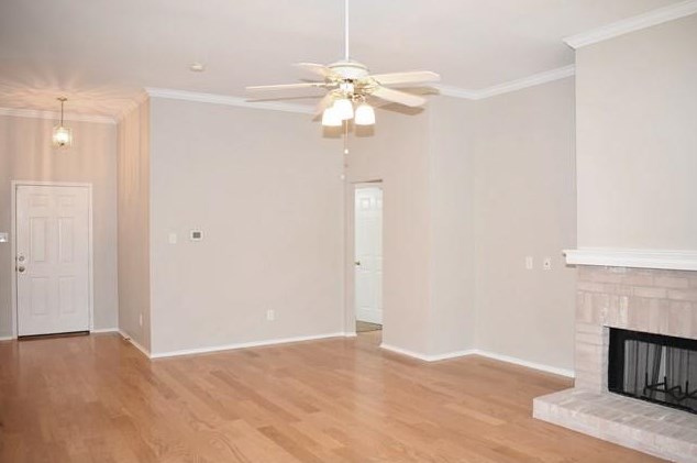 968 Grand Central Pkwy, Fort Worth, TX 76131