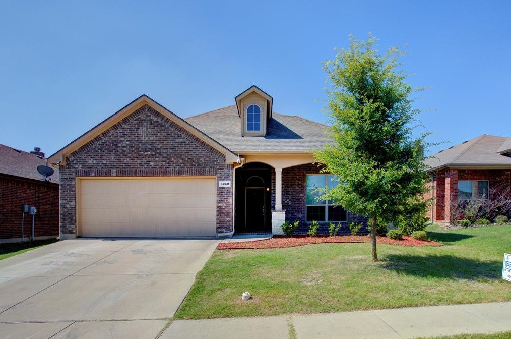 3040 San Fernando Dr, Fort Worth, TX 76177