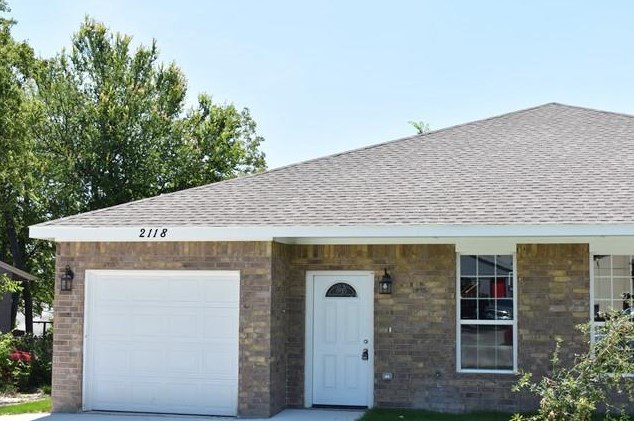2118 Grayson Ave, Fort Worth, TX 76106