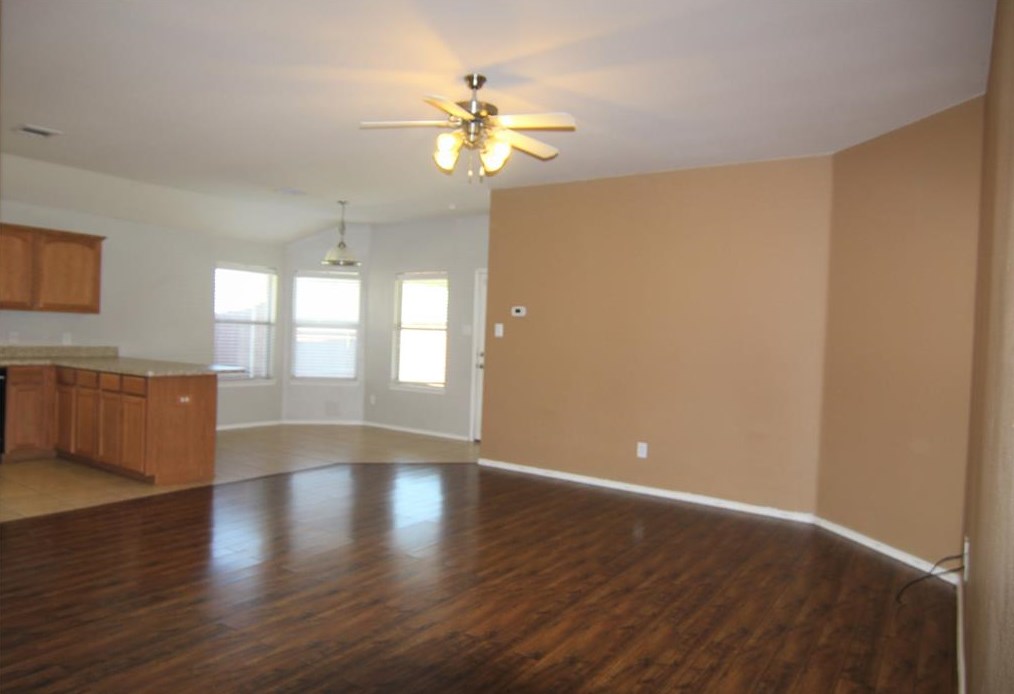 9617 Palm Valley Dr, Mckinney, TX 75070-8901
