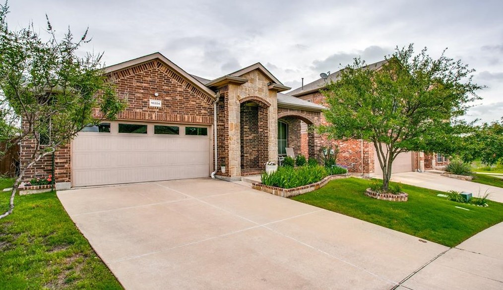 10204 Point Lobos Trl, Fort Worth, TX 76177