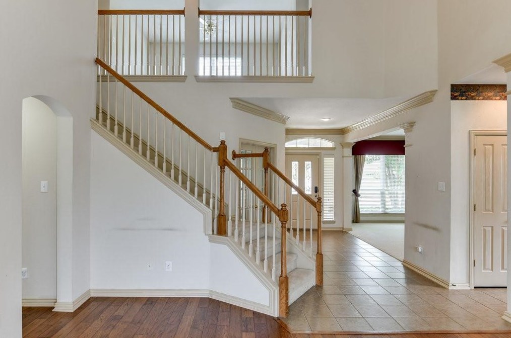 640 Broadsword Ln, Grand Prairie, TX 75052-3468