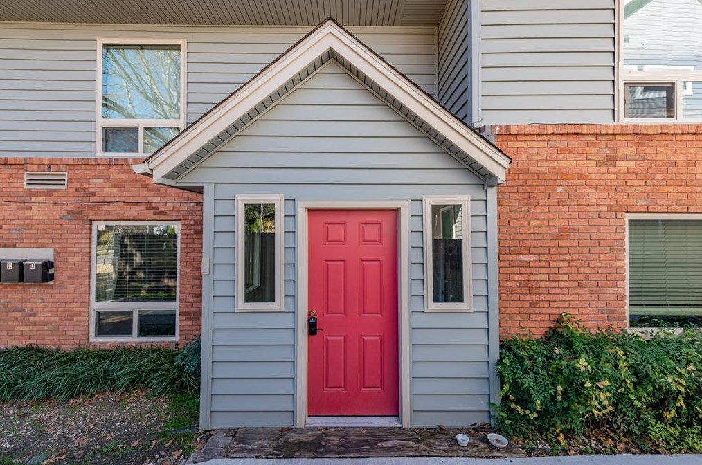 4723 Victor St #a, Dallas, TX 75246