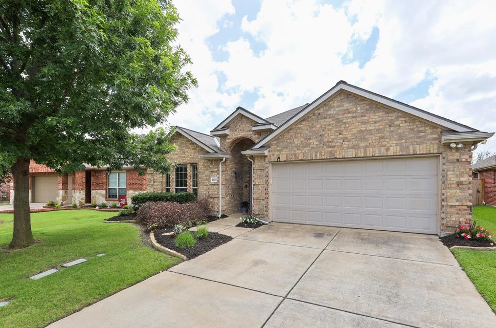 9625 Crooked Cat Dr, Mckinney, TX 75070-8954