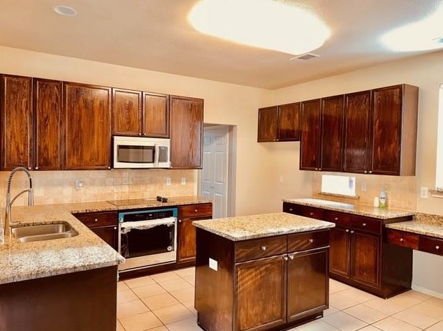 2413 Trailwest Ln, Plano, TX 75025