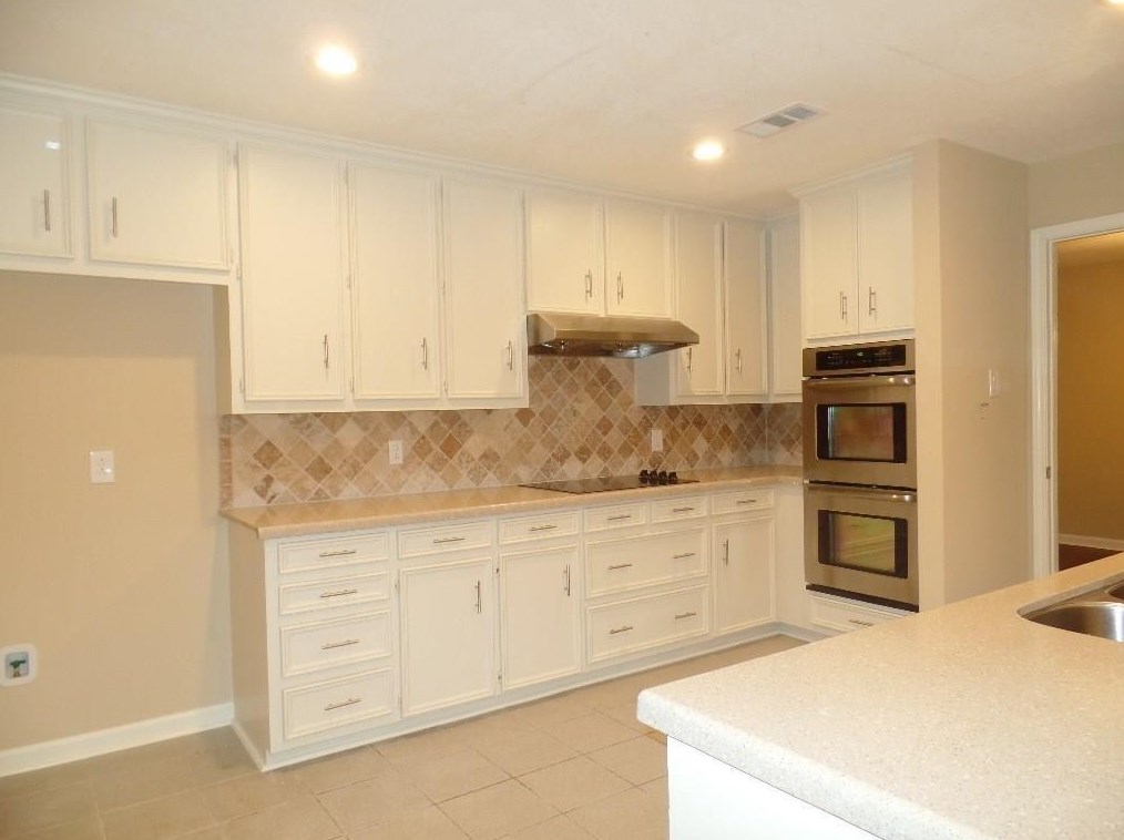 1812 Cross Bend Rd, Plano, TX 75023