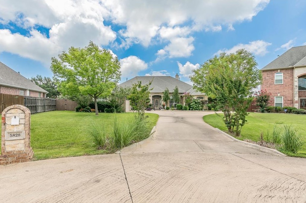 5828 Pin Tail Ct, Keller, TX 76244-5510