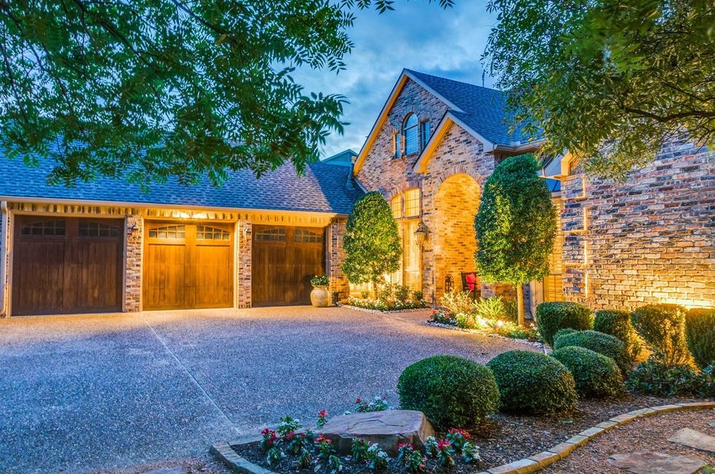 5501 Blackhawk Dr, Plano, TX 75093-2810