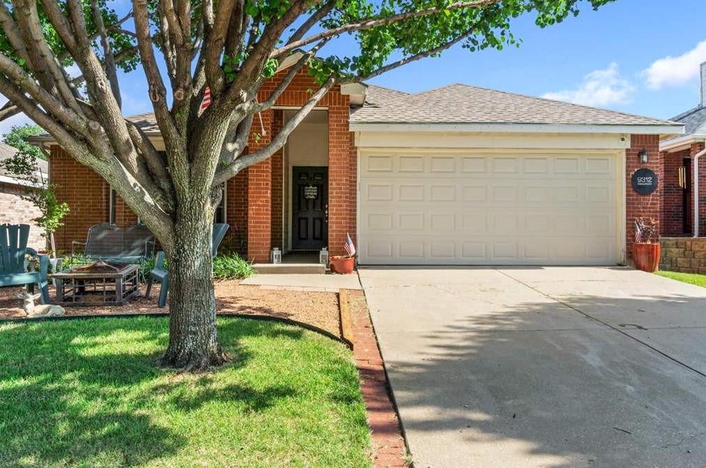 9312 Chesapeake Ln, Mckinney, TX 75071-6008