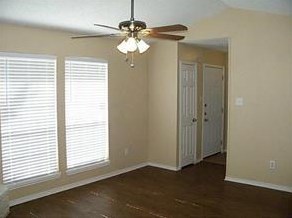 1404 Darr St #a, Irving, TX