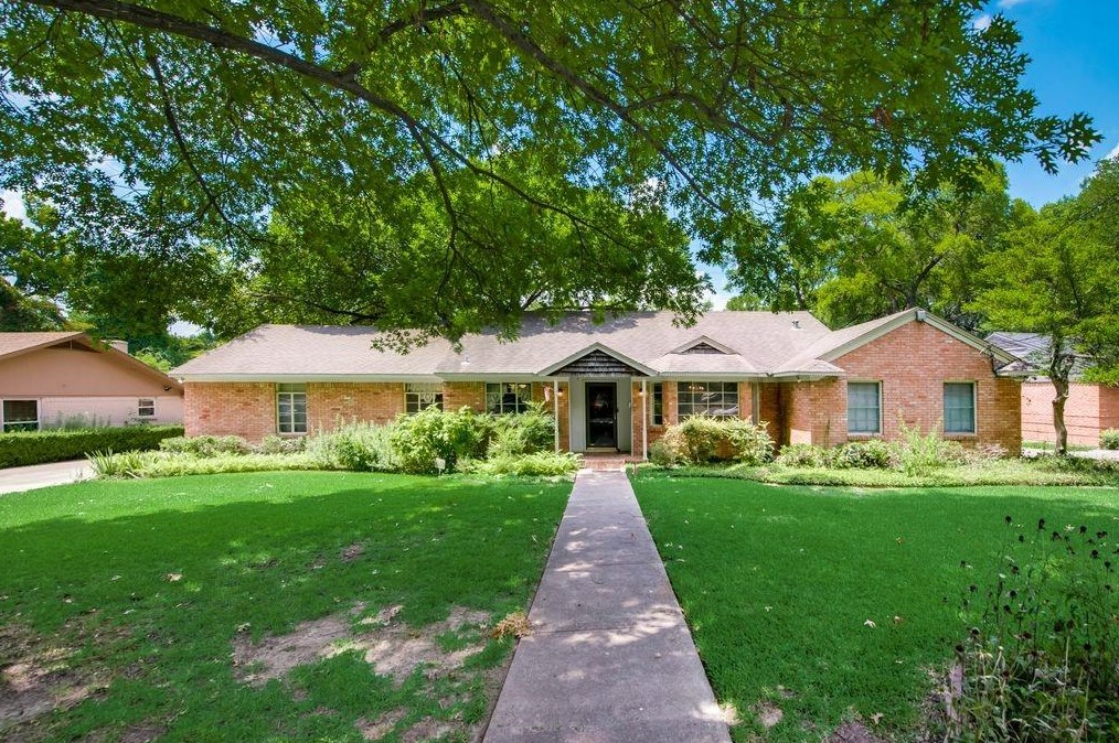 8731 Vinewood Dr, Dallas, TX 75228-4157