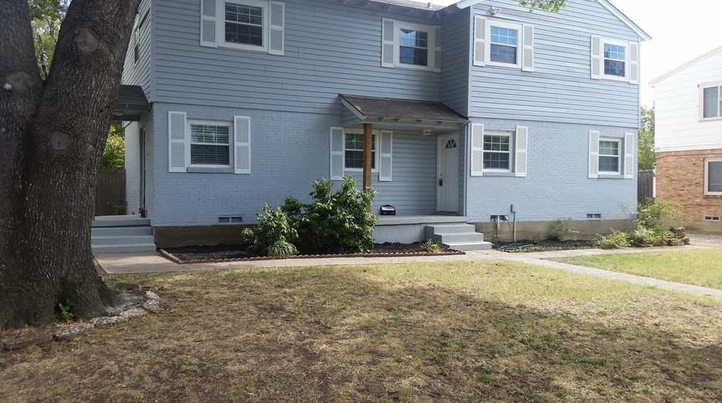 4916 Kelton Dr, Dallas TX  75209-4117 exterior