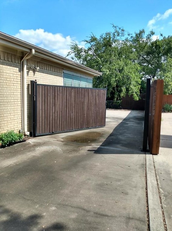 4700 Ranch View Rd, Fort Worth, TX 76109