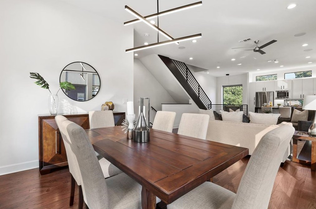 1625 Hickory St, Dallas, TX 75215-2038