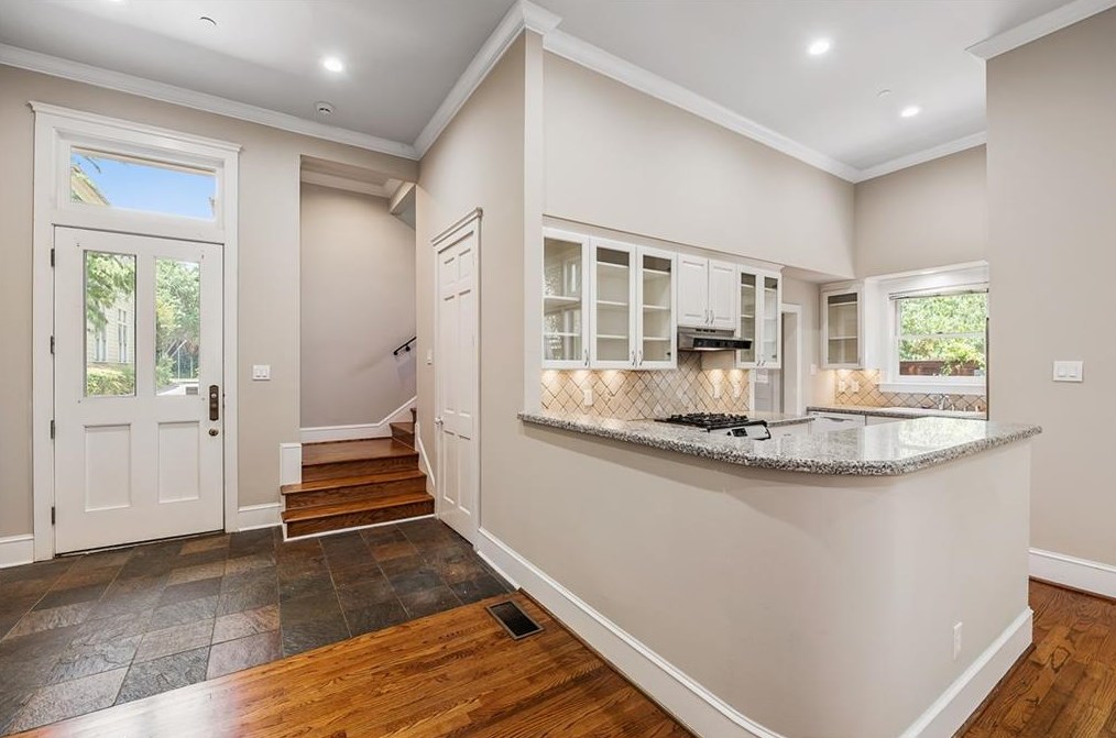 2622 Thomas Ave, Dallas, TX 75204