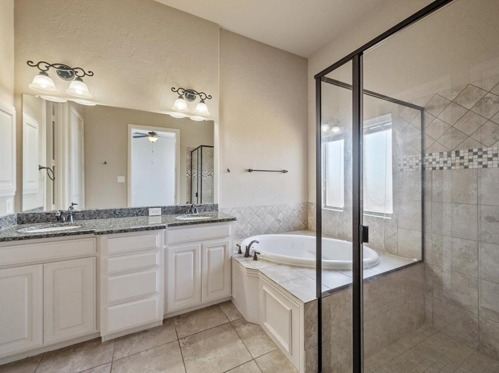 6308 Canyon Crest Dr, Mckinney TX  75071-4698 exterior