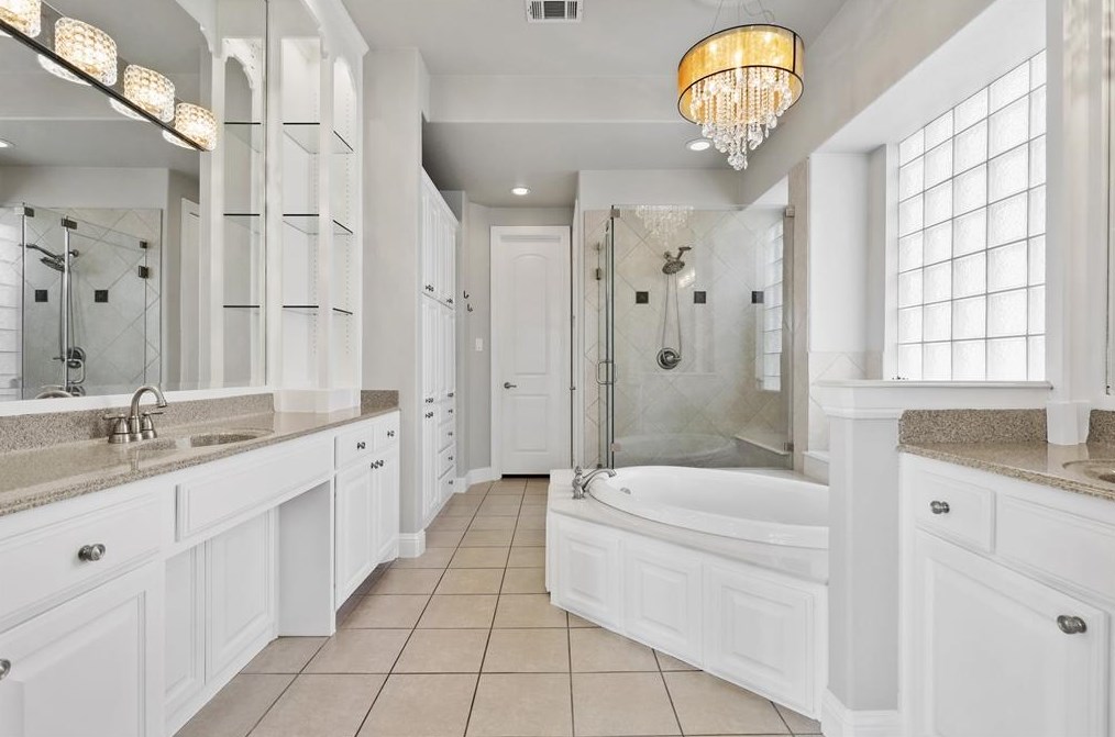 608 Denton Creek Dr, Mckinney TX  75070-7178 exterior