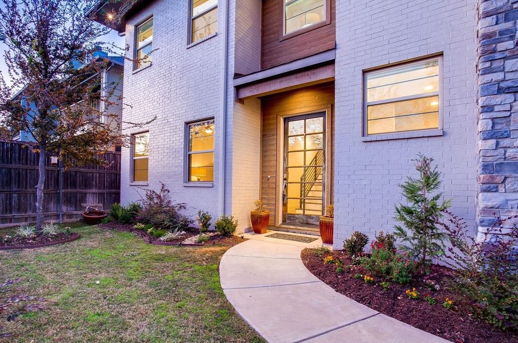 3823 Greenville Ave, Dallas, TX 75206