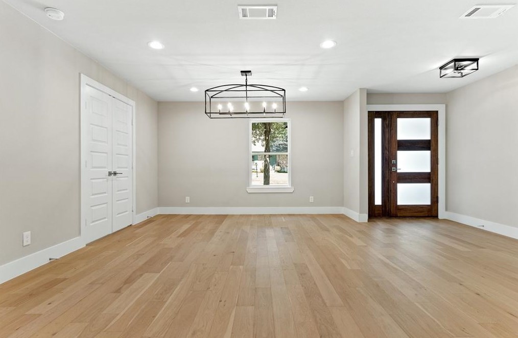 8344 San Cristobal Dr, Dallas TX  75218-4336 exterior