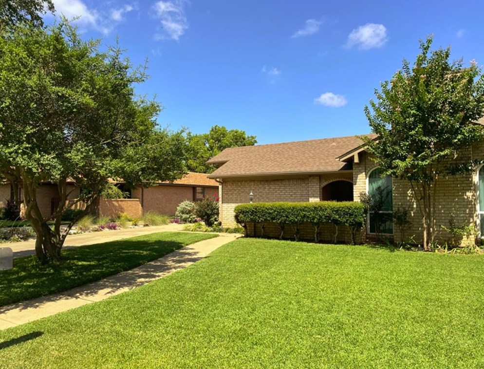 5014 Ledgestone Dr, Fort Worth, TX 76132