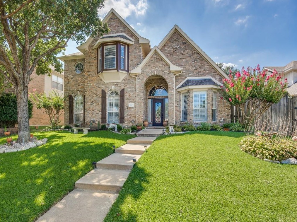 7321 Ridgemoor Ln, Plano TX  75025-2043 exterior