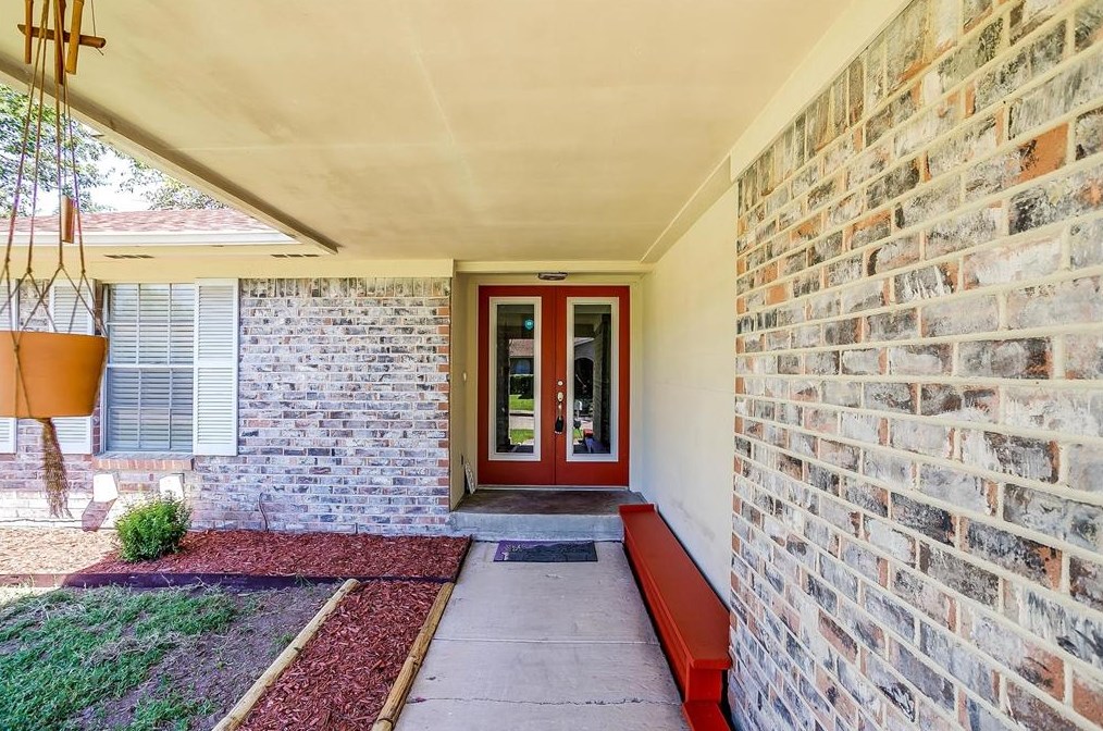 2 Eastcreek Pl, Plano TX  75074-4313 exterior
