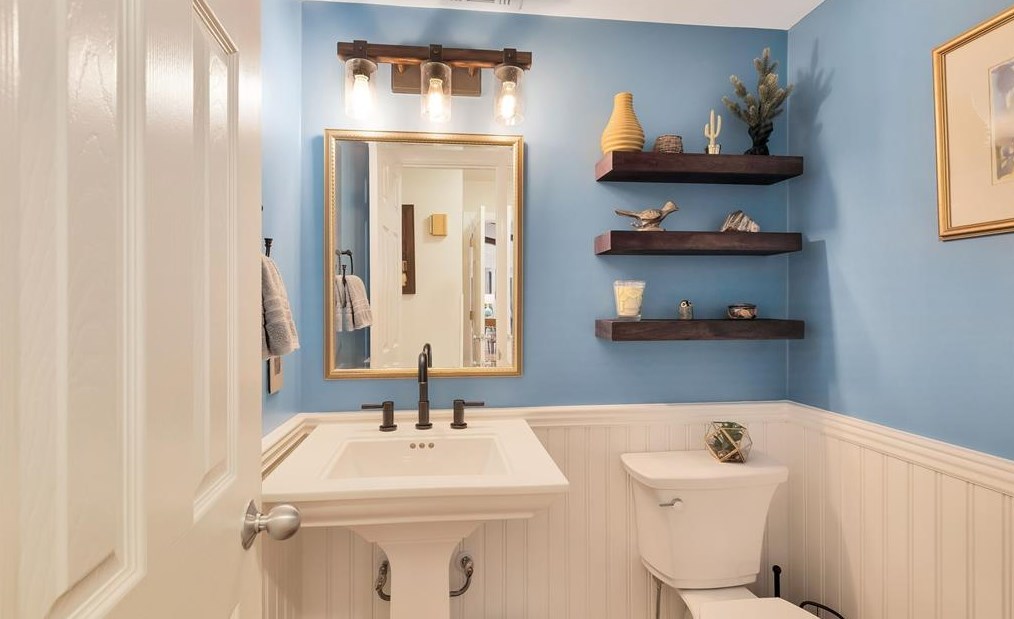 3823 Princess Ln, Dallas TX  75229-5233 exterior