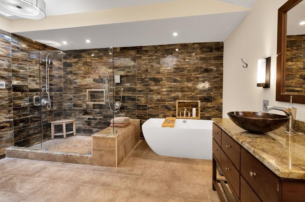 3823 Princess Ln, Dallas TX  75229-5233 exterior
