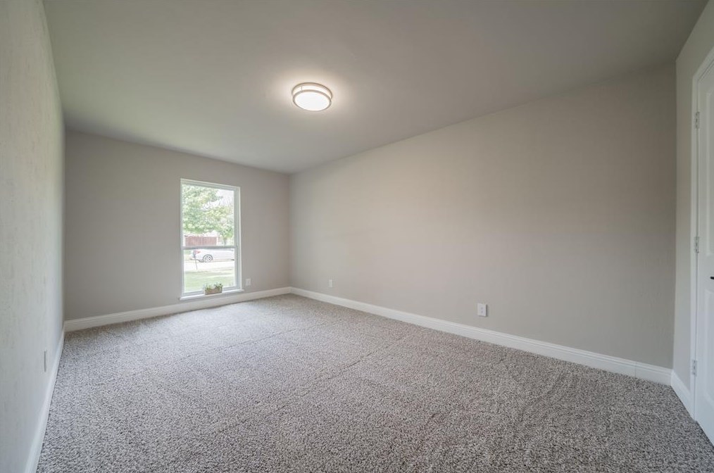 3202 Lindbergh Dr, Dallas TX  75228-5439 exterior
