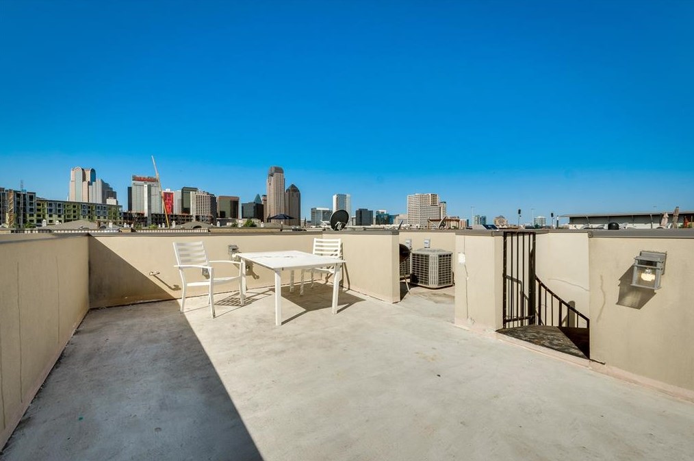 728 Cannen John Ln, Dallas, TX 75204