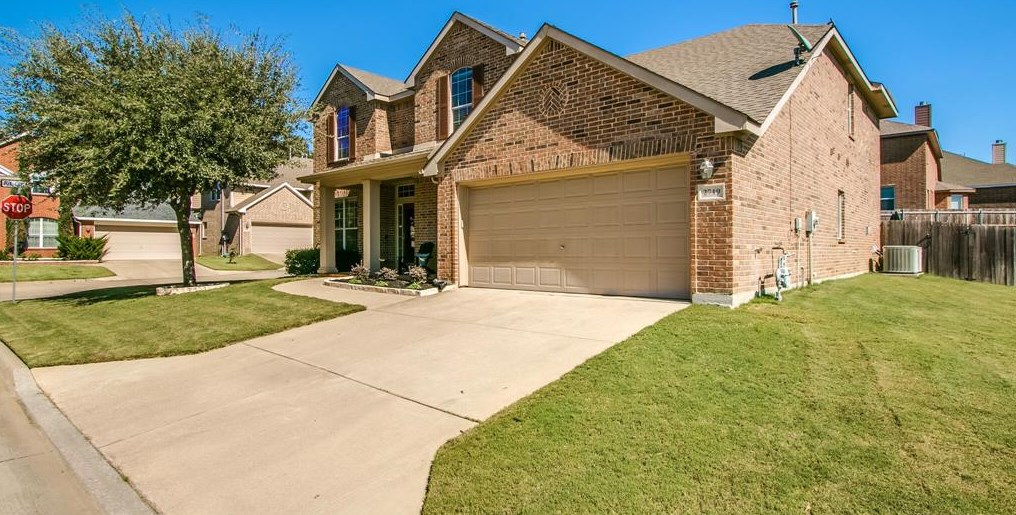 2719 Foxpoint Trl, Arlington, TX 76017-7973