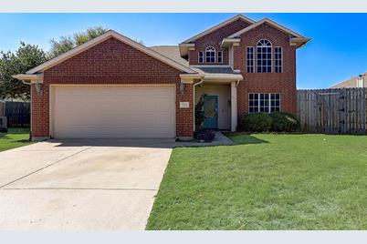 723 Black Walnut Drive - Photo 1