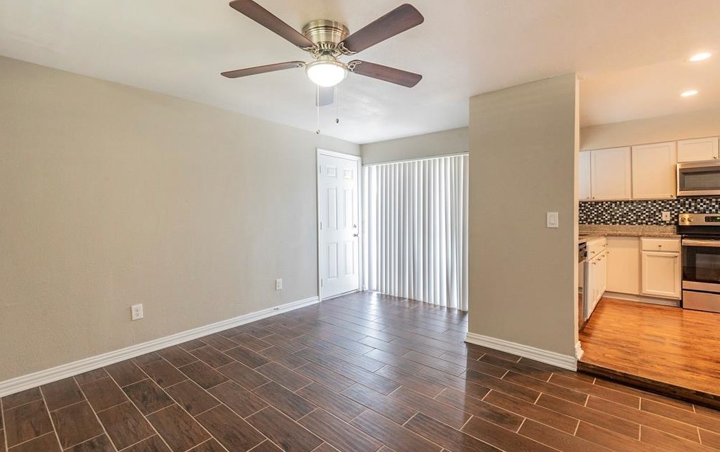 2353 San Paula Ave, Dallas, TX 75228-3022