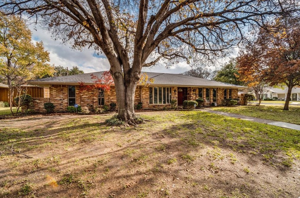 10306 Pensive Dr, Dallas, TX 75229-5826