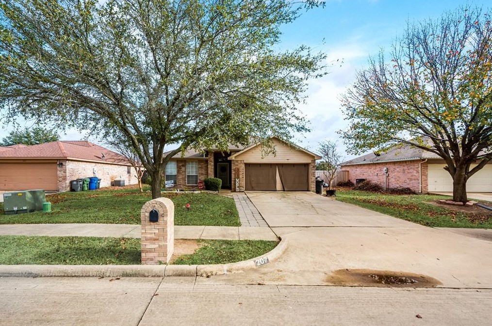 207 Windsor, Forney, TX 75126-4011