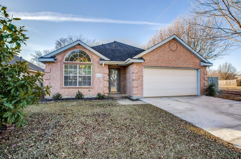 1606 Creekpark Trl, Arlington, TX 76018-2417